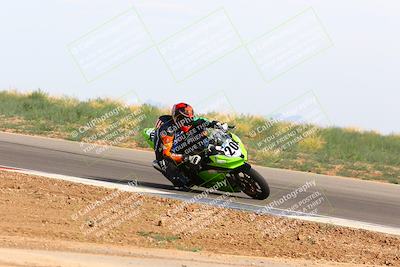 media/Apr-30-2023-CRA (Sun) [[020fcf5d43]]/Race 14-400 Expert-Amateur Superbike/